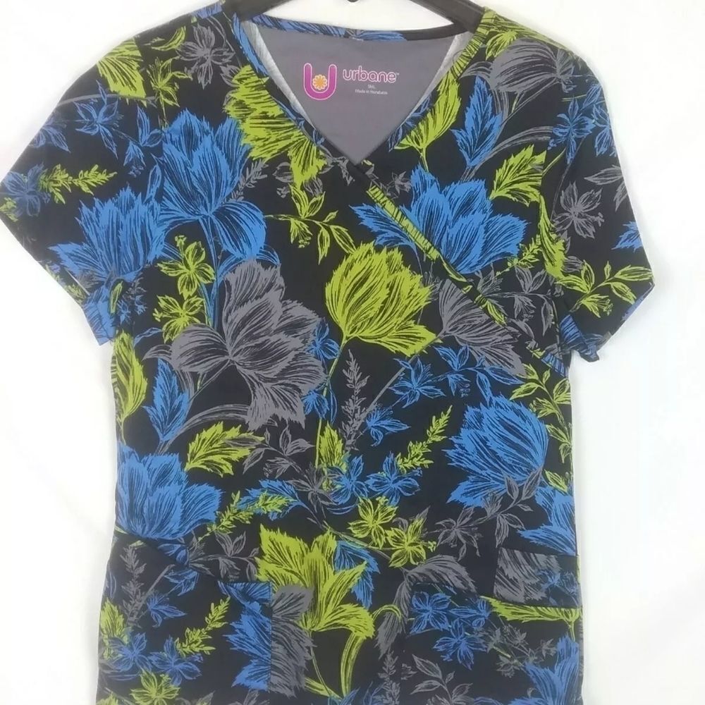 URBANE IRIDESCENT BLOOMS STYLE 9053 SCRUB TOP S